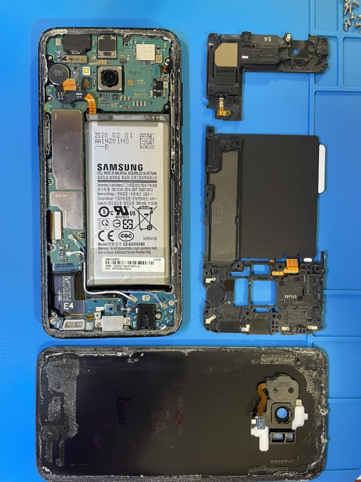 Mobiltelefon akkumulátor és prémium alkatrészek Mezőkövesden